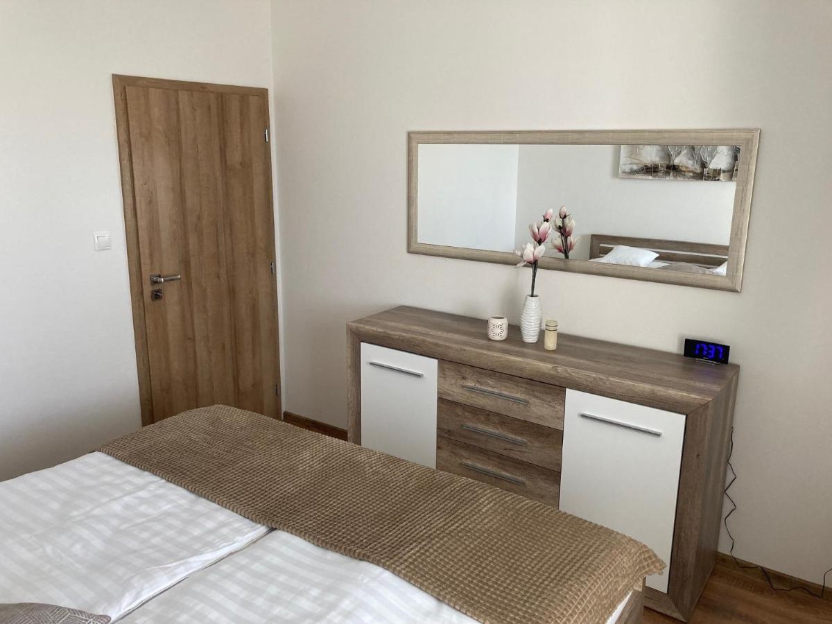 Apartmany Rubin Nesvady Extérieur photo