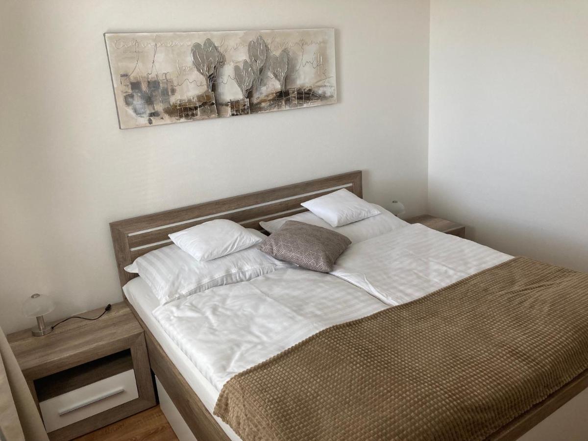 Apartmany Rubin Nesvady Extérieur photo