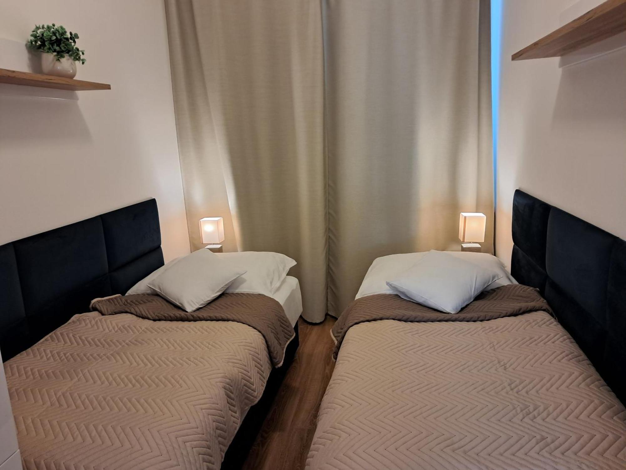 Apartmany Rubin Nesvady Extérieur photo